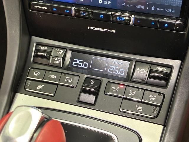 PORSCHE 911 2014 Image 31