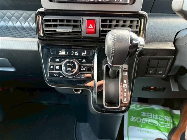 DAIHATSU TANTO CUSTOM 2021 Image 31