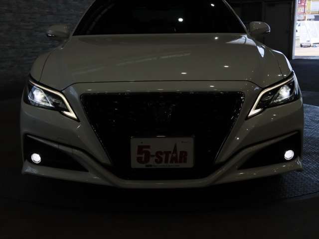 TOYOTA CROWN SEDAN HYBRID 2019 Image 31