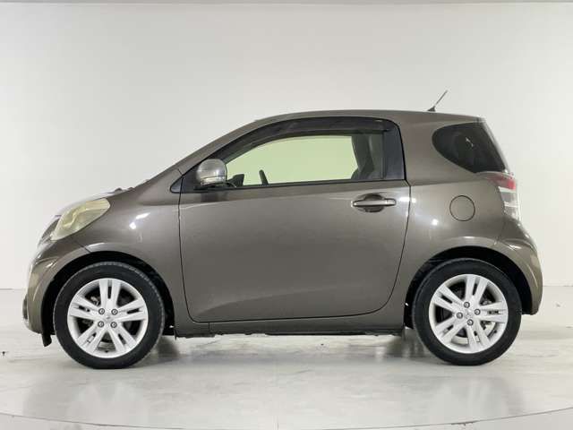 TOYOTA IQ 2013 Image 31