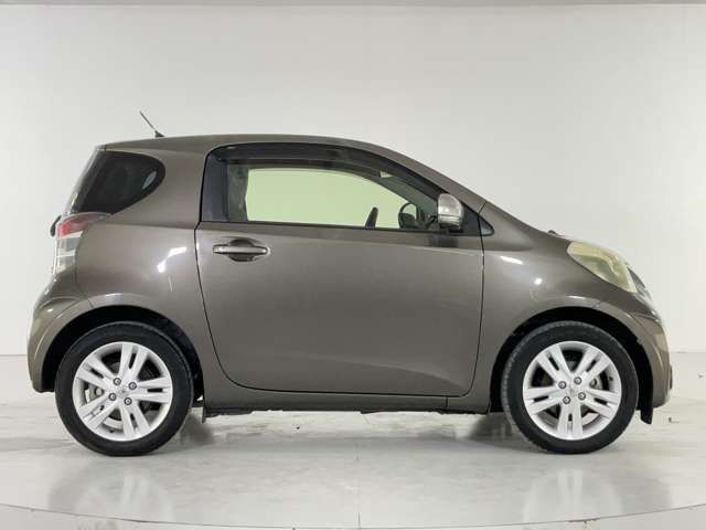 TOYOTA IQ 2013 Image 31