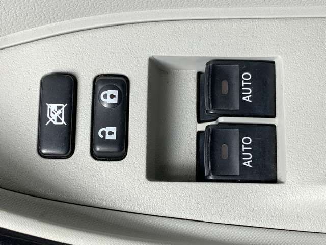 TOYOTA IQ 2013 Image 31