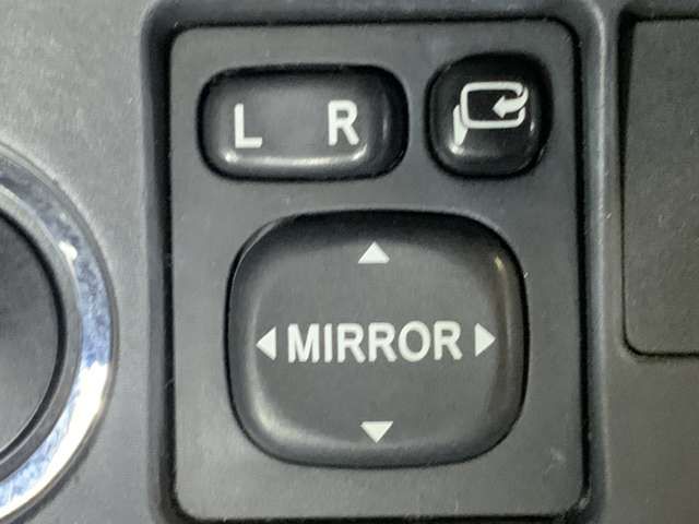 TOYOTA IQ 2013 Image 31