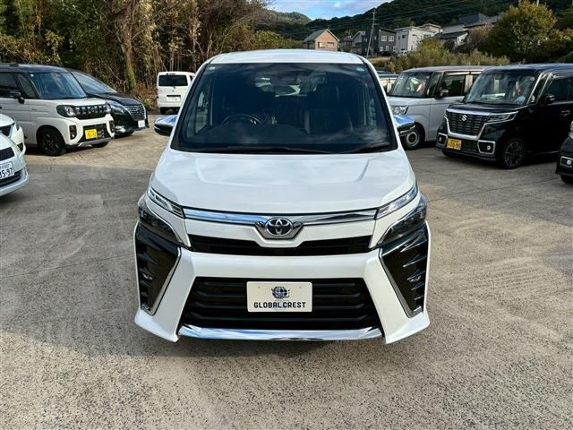 TOYOTA VOXY 2021 Image 31