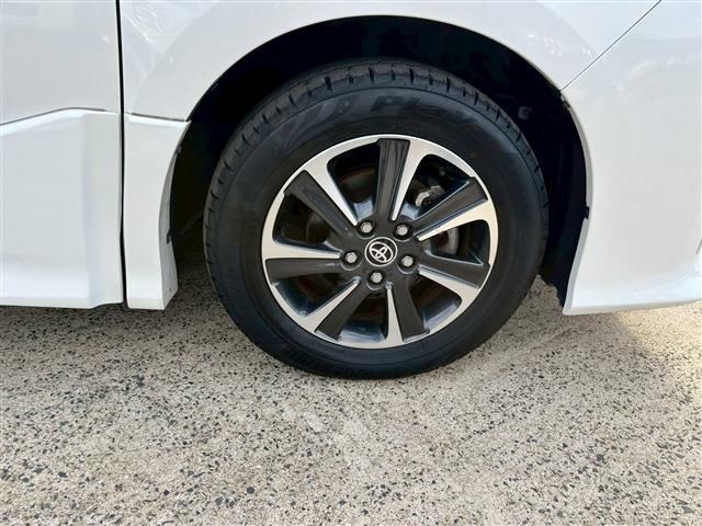 TOYOTA VOXY 2021 Image 31