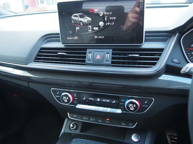 AUDI SQ5 2018 Image 31