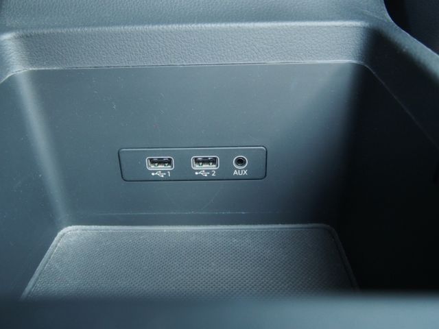 AUDI SQ5 2018 Image 31