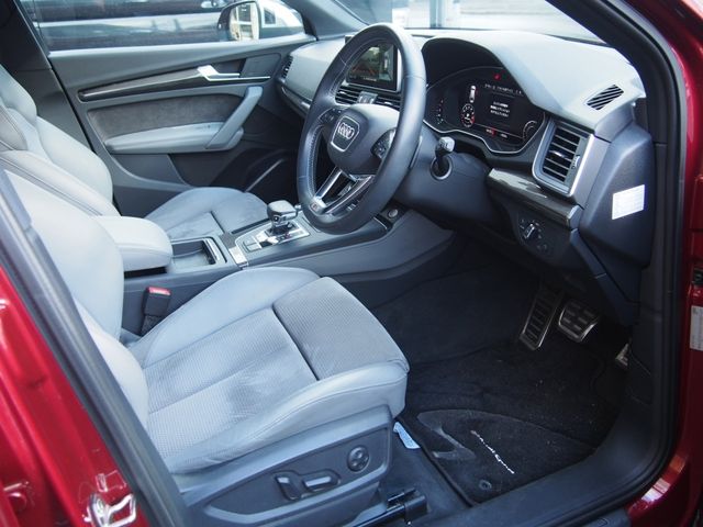 AUDI SQ5 2018 Image 31