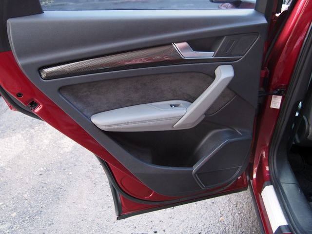 AUDI SQ5 2018 Image 31