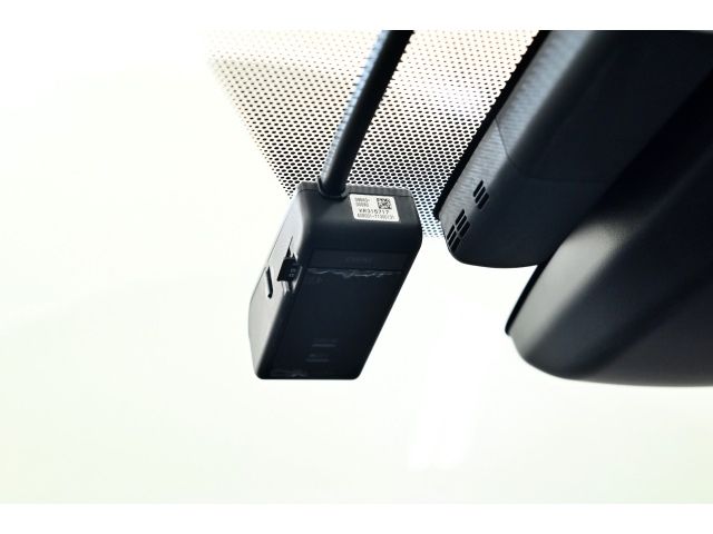 TOYOTA PRIUS PHV 2019 Image 31