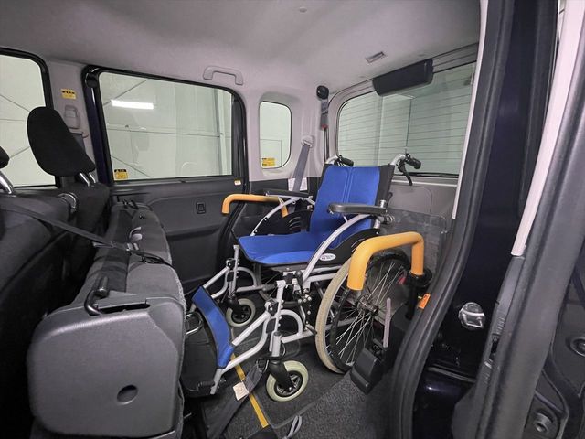 DAIHATSU TANTO CUSTOM 2014 Image 31