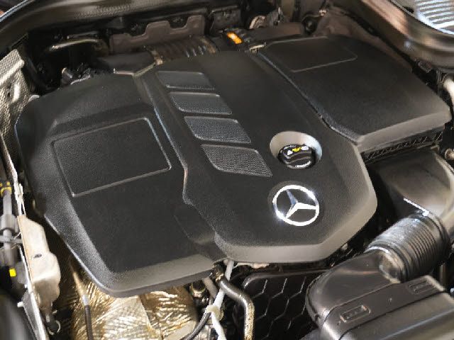 MERCEDES BENZ GLC CL 2019 Image 31