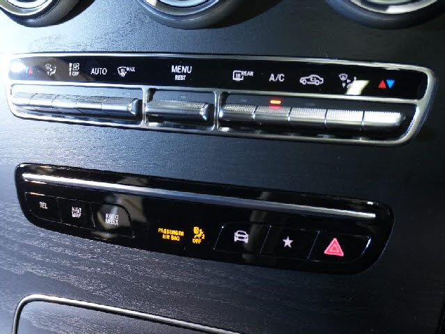 MERCEDES BENZ GLC CL 2019 Image 31