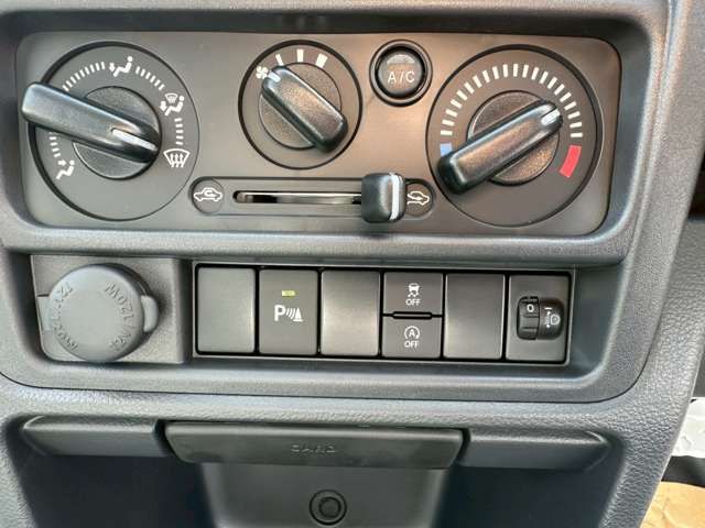 NISSAN NT100 CLIPPER 2025 Image 31