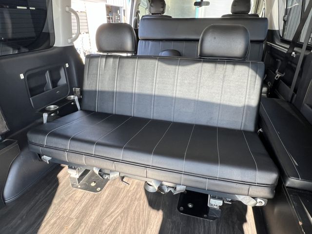 TOYOTA HIACE WAGON 2012 Image 31