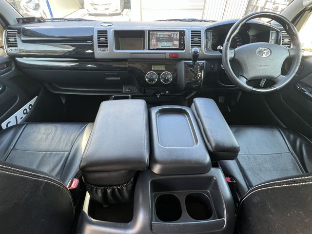 TOYOTA HIACE WAGON 2012 Image 31