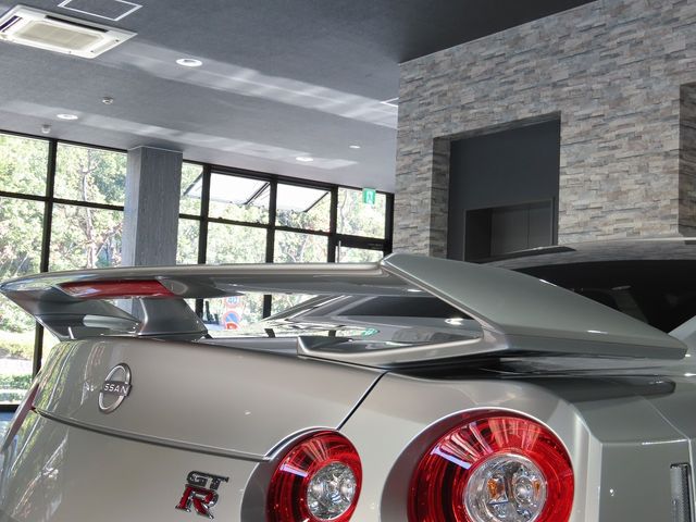 NISSAN GT-R 2023 Image 31