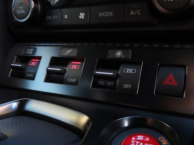 NISSAN GT-R 2023 Image 31