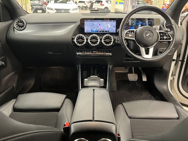 MERCEDES BENZ GLA CL 2021 Image 31
