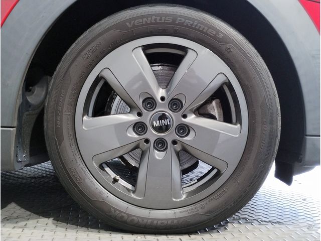 BMW MINI COOPER D 5DOOR 2021 Image 31