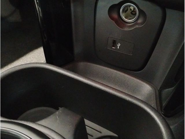 BMW MINI COOPER D 5DOOR 2021 Image 31