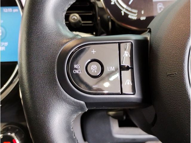 BMW MINI COOPER D 5DOOR 2021 Image 31