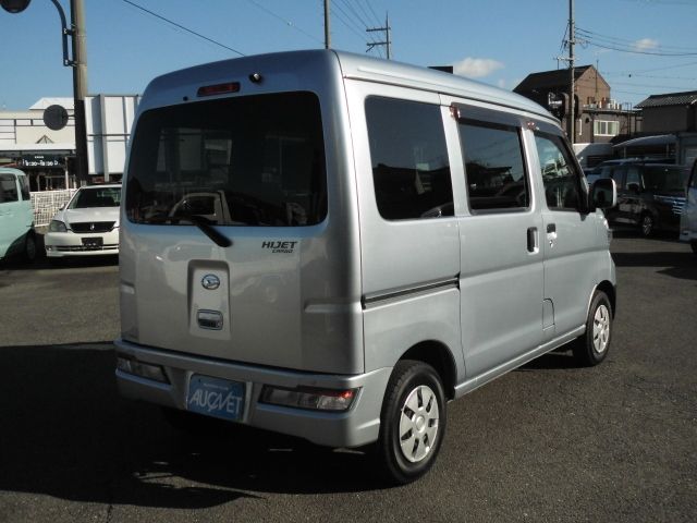 DAIHATSU HIJET CARGO 2021 Image 31
