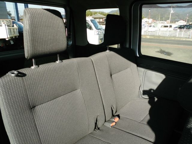 DAIHATSU HIJET CARGO 2021 Image 31