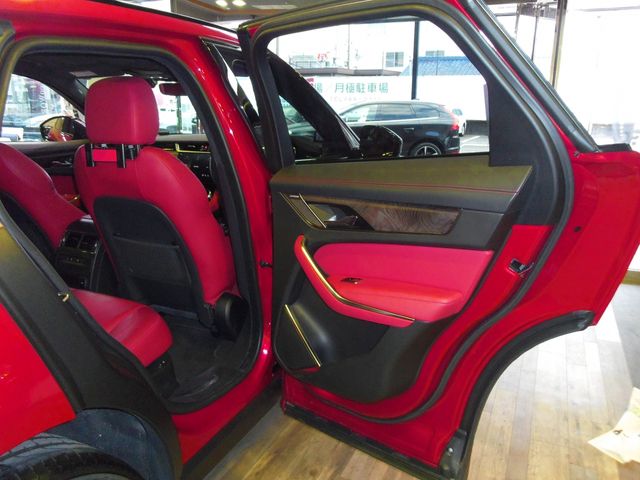 JAGUAR F-PACE 2021 Image 31