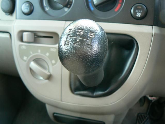 SUZUKI EVERY VAN 2011 Image 31