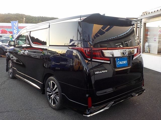TOYOTA VELLFIRE 2018 Image 31