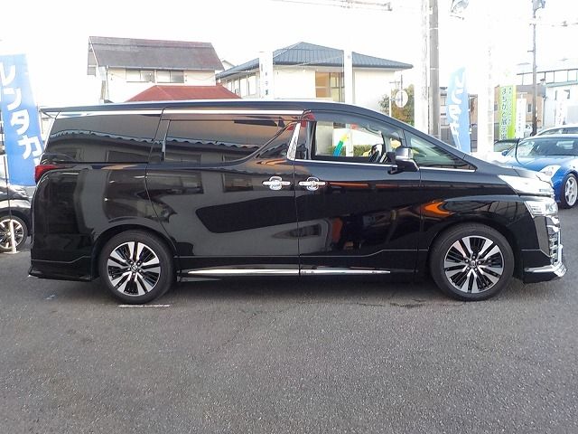 TOYOTA VELLFIRE 2018 Image 31