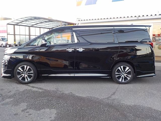 TOYOTA VELLFIRE 2018 Image 31