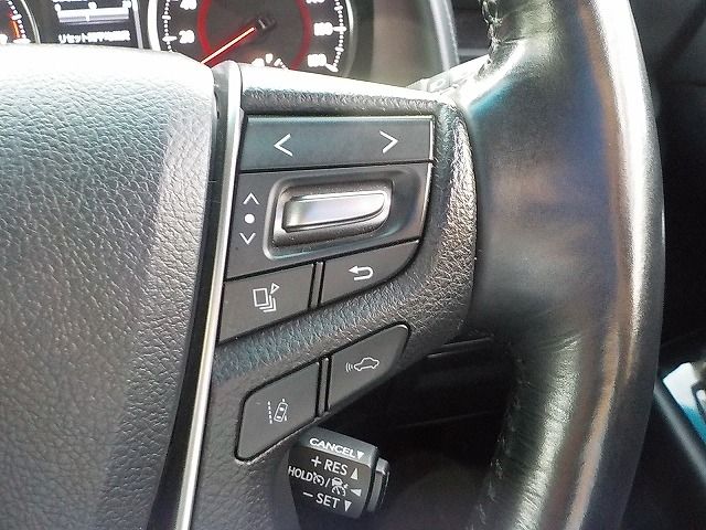 TOYOTA VELLFIRE 2018 Image 31