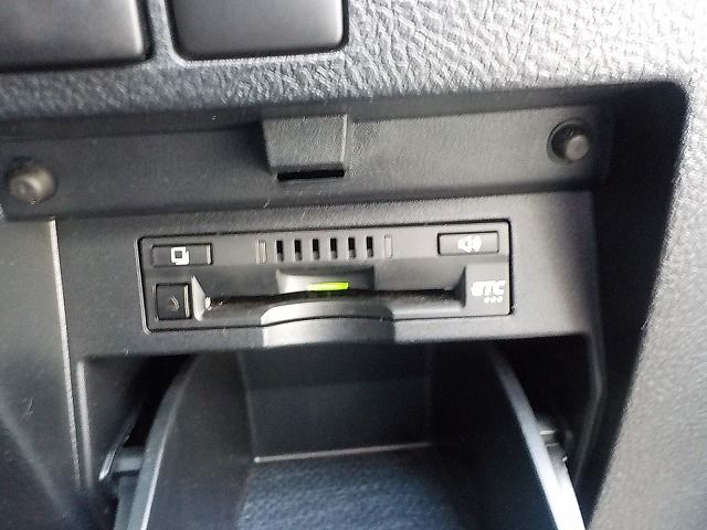 TOYOTA VELLFIRE 2018 Image 31