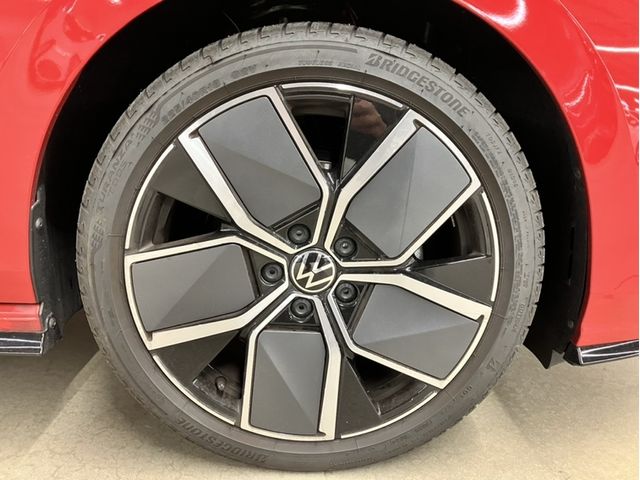 VOLKSWAGEN GOLF 2025 Image 31