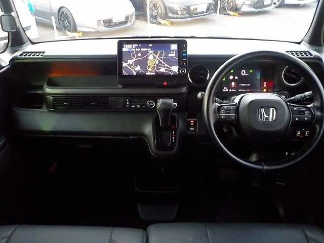 HONDA N BOX CUSTOM 2023 Image 31