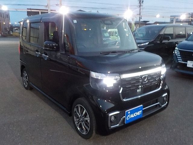 HONDA N BOX CUSTOM 2023 Image 31