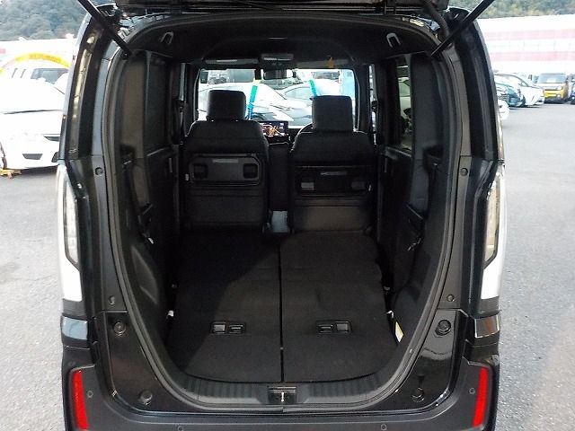 HONDA N BOX CUSTOM 2023 Image 31