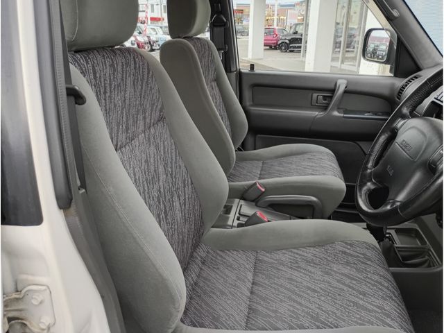 ISUZU BIGHORN WAGON 1996 Image 31