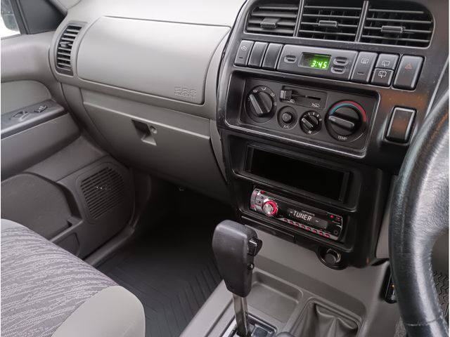 ISUZU BIGHORN WAGON 1996 Image 31