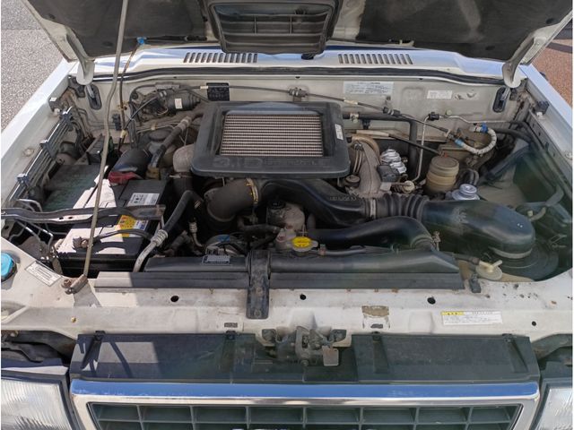 ISUZU BIGHORN WAGON 1996 Image 31