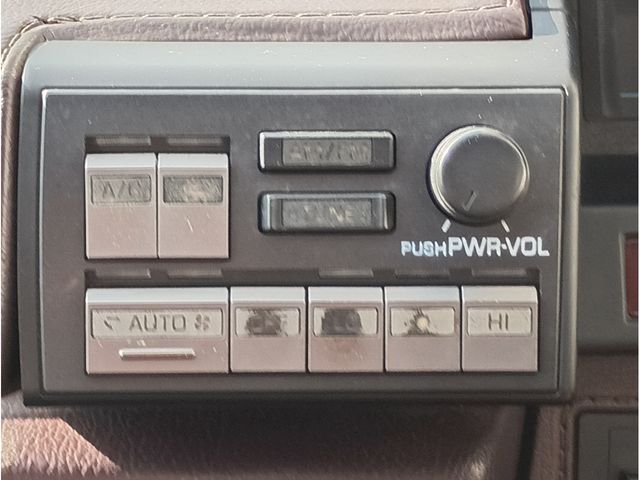 TOYOTA MARK2 HARDTOP 1987 Image 31