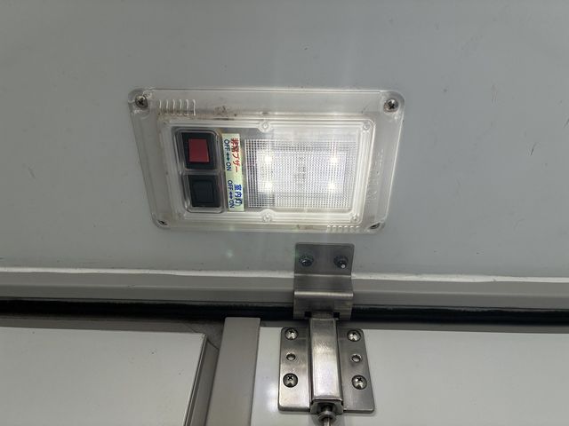 DAIHATSU HIJET TRUCK 4WD 2022 Image 31