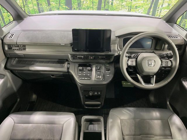 HONDA STEPWAGON E:HEV SPAD 2023 Image 31