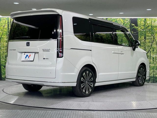 HONDA STEPWAGON E:HEV SPAD 2023 Image 31