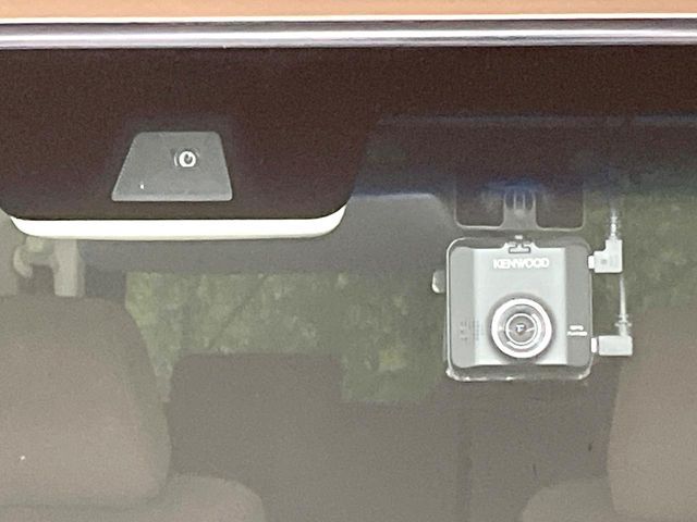 HONDA N BOX 2018 Image 31