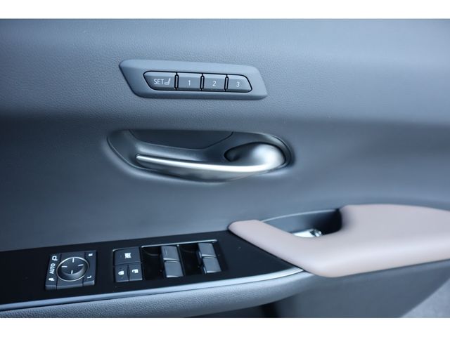 TOYOTA LEXUS UX250H 2023 Image 31