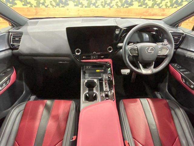 TOYOTA LEXUS NX350H 2022 Image 31