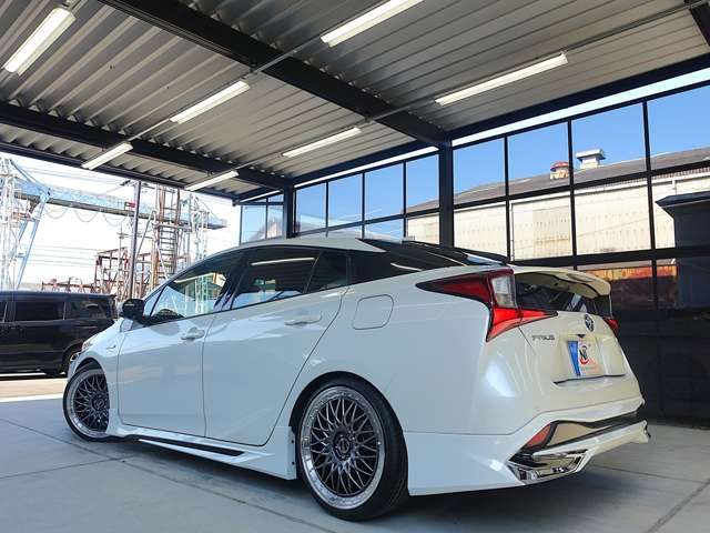 TOYOTA PRIUS 2019 Image 31